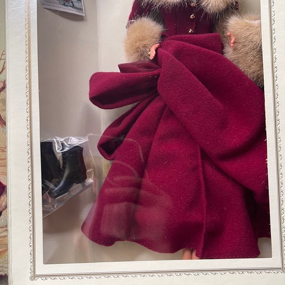 ✨Vintage Victorian Elegance Barbie Doll ~ 1994 ✨ - Picture 4 of 13